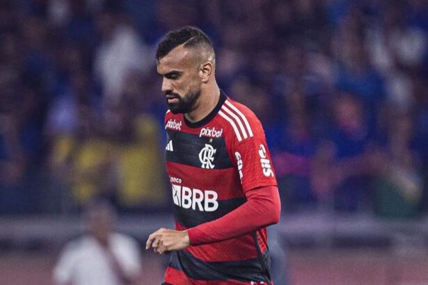 flamengo-e-west-ham-tem-acerto-por-fabricio-bruno,-diz-jornalista