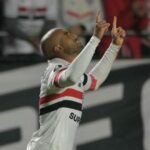 sao-paulo-vence-o-talleres-e-avanca-em-1o-do-grupo-na-libertadores