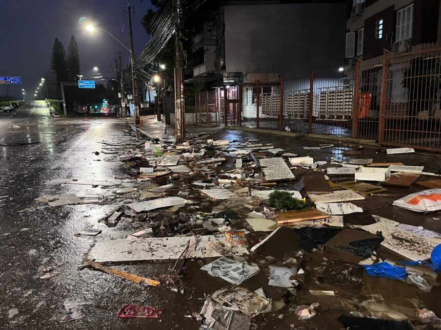 agua-volta-a-subir-em-ruas-de-bairros-de-porto-alegre-onde-alagamentos-tinham-recuado