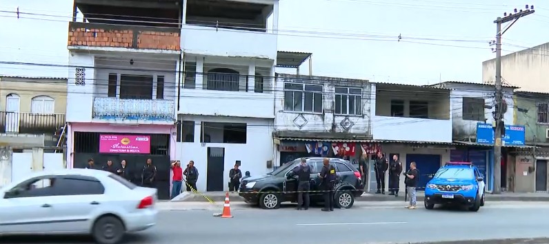 tiroteio-deixa-uma-crianca-e-um-policial-mortos-na-zona-oeste-do-rio