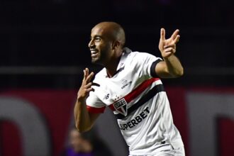 sao-paulo-vence-o-cruzeiro-com-gols-de-idolos-e-zubeldia-segue-invicto