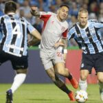 gremio-empata-com-estudiantes-e-vai-enfrentar-fluminense-nas-oitavas-da-libertadores