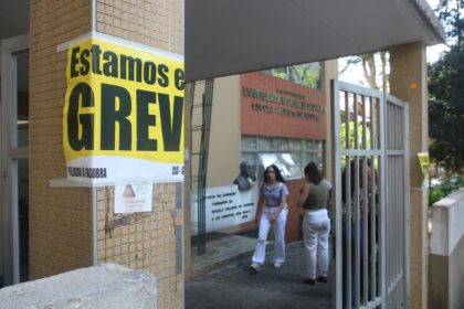 greve-nas-federais:-professores-falam-em-avanco-nas-negociacoes-apos-reuniao-com-ministerios