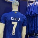 camisa-7-de-dudu-no-cruzeiro-tem-procura,-mas-desaparece-das-lojas;-video