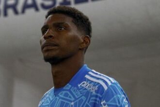 corinthians-acerta-contratacao-de-hugo-souza,-goleiro-do-flamengo