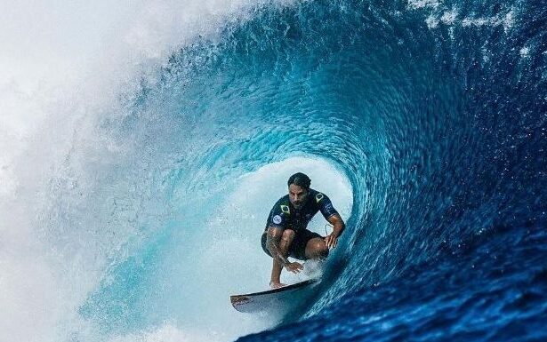 surfe:-italo-ferreira-supera-yago-dora-e-leva-o-titulo-em-saquarema