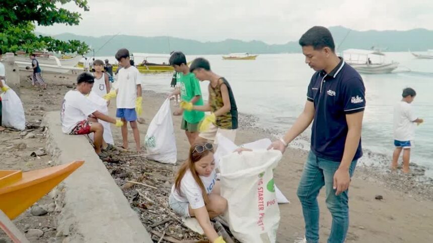 moradores-de-cidade-das-filipinas-limpam-praia-em-troca-de-arroz