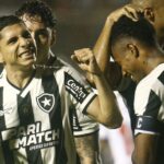 botafogo-bate-vitoria-e-assume-lideranca-do-brasileirao