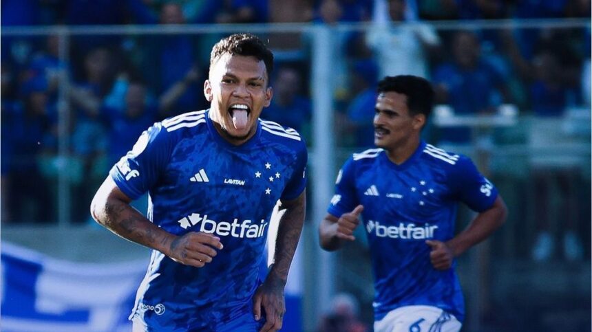 em-estreia-de-cassio,-cruzeiro-vence-red-bull-bragantino-pelo-brasileirao