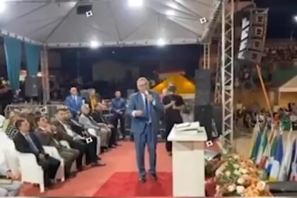 video:-pastor-diz-que-autismo-e-‘visita-do-diabo’-no-ventre-de-gravidas-e-gera-revolta-nas-redes-sociais