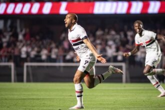 sao-paulo-vence-gremio,-entra-no-g4-e-afunda-rival-no-brasileirao