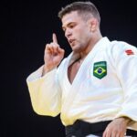 paris-2024:-william-lima-vence-e-se-aproxima-de-medalha-no-judo