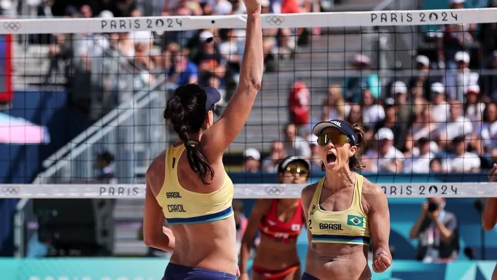 olimpiada:-barbara-e-carol-estreiam-com-vitoria-no-volei-de-praia-feminino