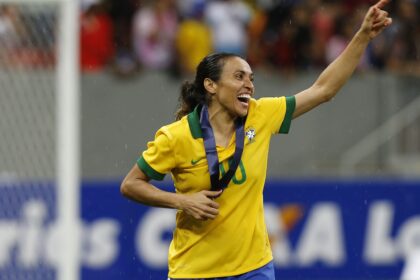 futebol-feminino:-brasil-esta-escalado-para-enfrentar-a-espanha-em-decisao