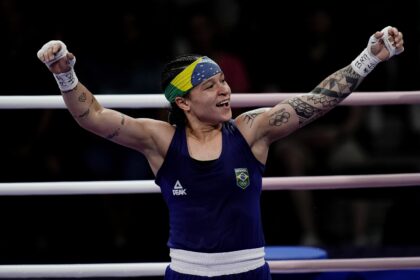 bia-ferreira-vence-no-boxe-e-garante-medalha-para-o-brasil