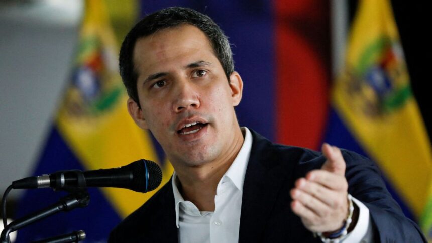 exclusivo-cnn:-derrota-e-falta-de-apoio-popular-de-maduro-sao-inegaveis,-diz-juan-guaido