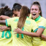 apos-atuacao-quase-perfeita,-selecao-feminina-de-futebol-chega-muito-fortalecida-na-final