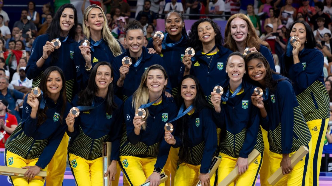 volei:-brasil-sobe-no-ranking-feminino-e-cai-no-masculino;-veja-posicoes