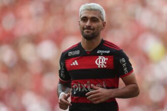 flamengo-confirma-lesao-e-perde-mais-um-titular-para-decisao-na-libertadores