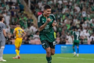 firmino-estreia-com-gol-na-nova-temporada-do-campeonato-saudita;-assista