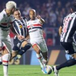 em-morumbis-de-luto,-atletico-mg-surpreende-sao-paulo-pela-copa-do-brasil