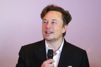 elon-musk-detem-44,6%-do-mercado-de-internet-via-satelite-no-brasil