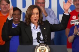 campanha-de-kamala-harris-acelera-arrecadacao-e-coleta-us$-361-milhoes-em-agosto