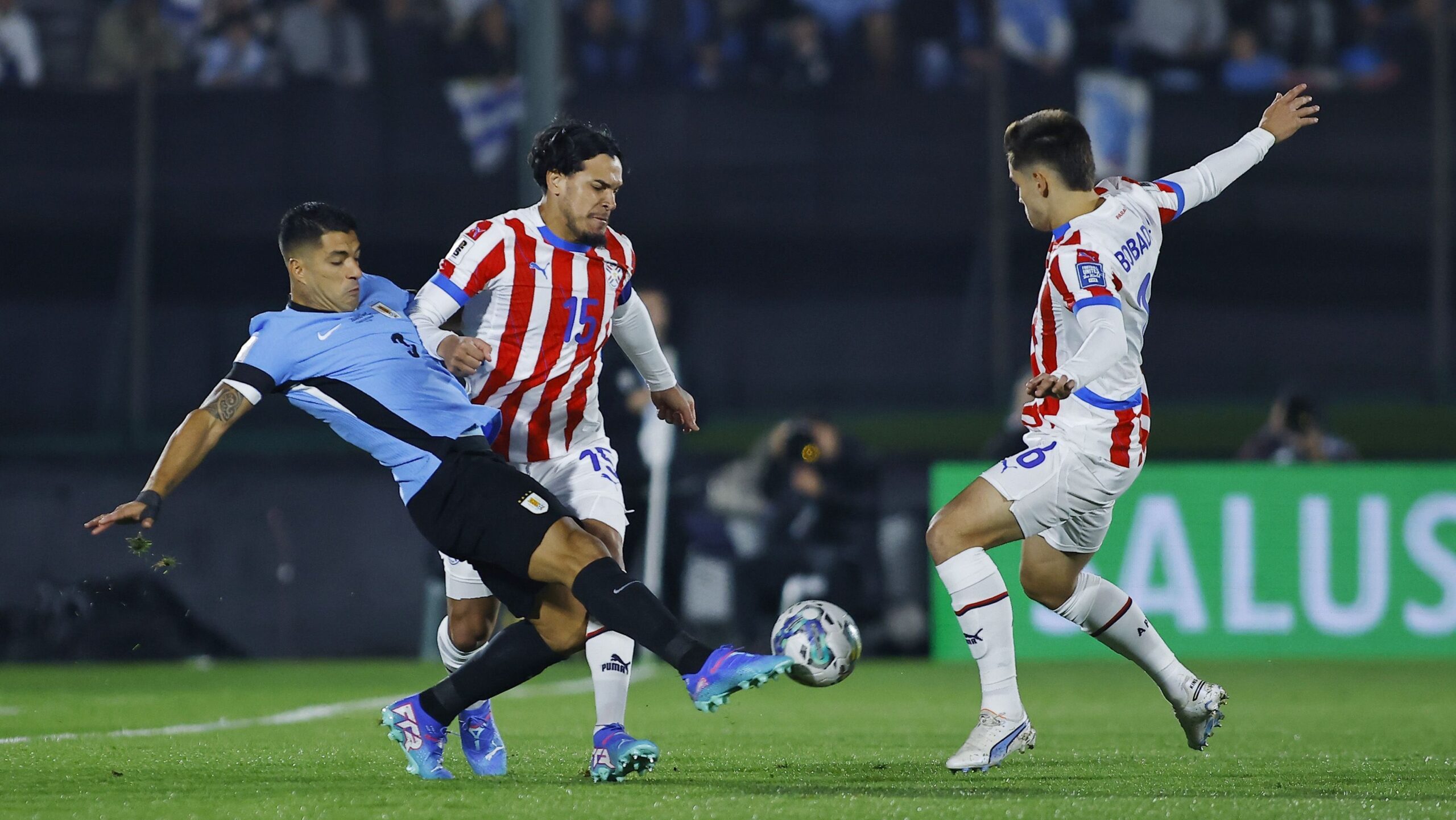 na-despedida-de-luis-suarez,-uruguai-empata-com-paraguai-pelas-eliminatorias