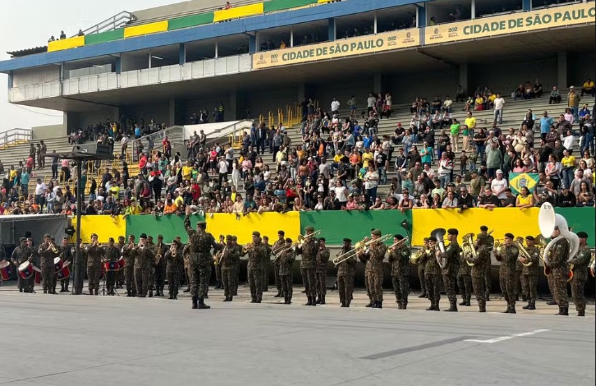 pm-cai-do-cavalo-e-morre-antes-de-desfile-em-sao-paulo