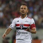 rafinha-detalha-motivo-da-eliminacao-do-sao-paulo:-“uma-bobeira”