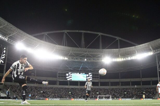 botafogo-x-sao-paulo:-savarino-lamenta-empate-e-diz-que-“vitoria-escapou”