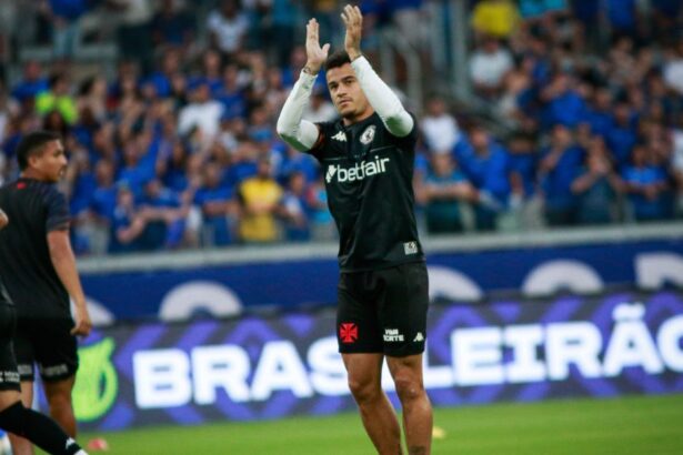 coutinho-ou-payet?-paiva-abre-o-jogo-sobre-disputa-na-equipe-titular-do-vasco