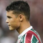 thiago-silva-joga-contra-o-flamengo?-veja-a-situacao-do-zagueiro-do-fluminense