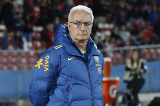 dorival-elogia-postura-da-selecao-brasileira-na-virada-contra-o-chile