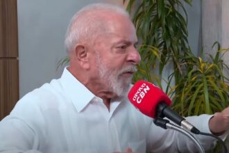 lula-afirma-que-vai-comprar-novos-avioes-apos-susto-no-mexico