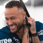 video:-neymar-marca-gol-e-distribui-sorrisos-em-reapresentacao-do-al-hilal