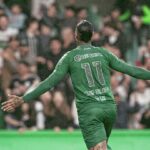 de-volta-apos-suspensao-por-apostas,-alef-manga-marca-gol-em-vitoria-do-coritiba