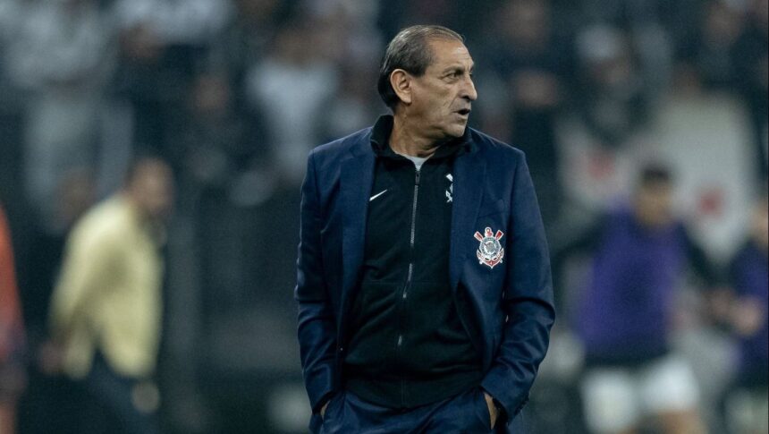 ramon-diaz-enaltece-vitoria-do-corinthians-e-fala-sobre-saida-do-z-4:-“nao-da-para-relaxar”