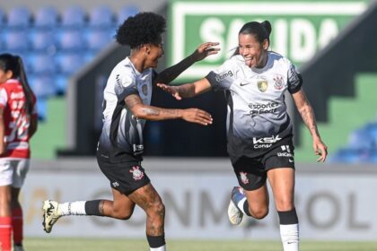 corinthians-vence-santa-fe-e-conquista-penta-da-libertadores-feminina