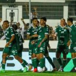 guarani-vence-classico-contra-a-ponte-preta-na-serie-b-e-quebra-longo-jejum