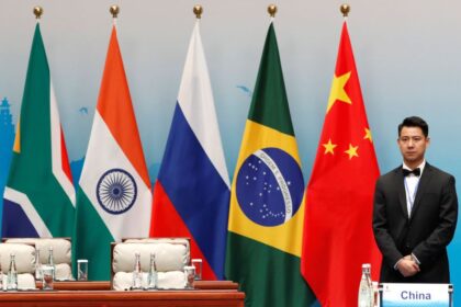 americo-martins:-putin-e-dilma-discutiram-alternativas-ao-dolar-no-comercio-dos-brics