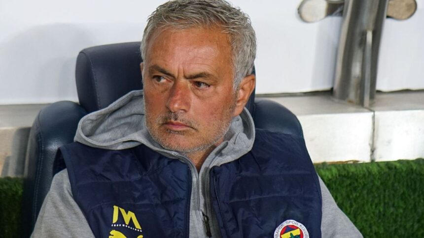 fenerbahce-x-manchester-united:-horario-e-onde-assistir-ao-jogo-da-europa-league