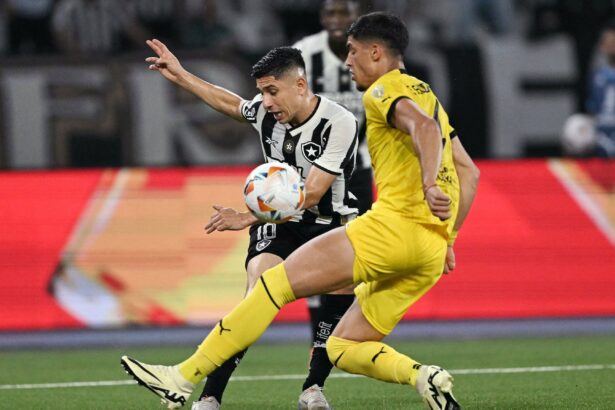 savarino-vira-protagonista-do-botafogo-na-busca-pelo-titulo-da-libertadores