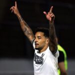 botafogo-vence,-mantem-a-lideranca-e-complica-a-situacao-do-rb-bragantino-no-brasileiro