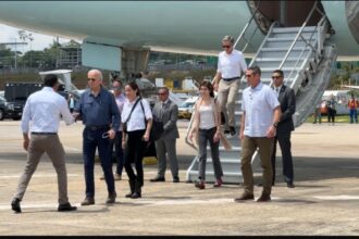 presidente-dos-eua,-joe-biden-desembarca-em-manaus