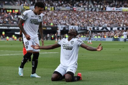 botafogo-vence-atletico-mg-na-libertadores-por-3×1-e-conquista-titulo-inedito-na-historia do clube