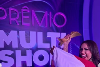 depois-de-levar-premio-multishow,-viviane-batidao-diz-que-‘vai-pra-cima’-em-2025