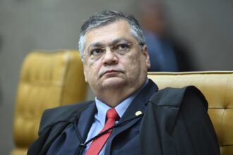 dino-diz-que-nao-imagina-um-stf-acovardado-e-que-um-judiciario-amordacado-so-e-possivel-em-ditaduras