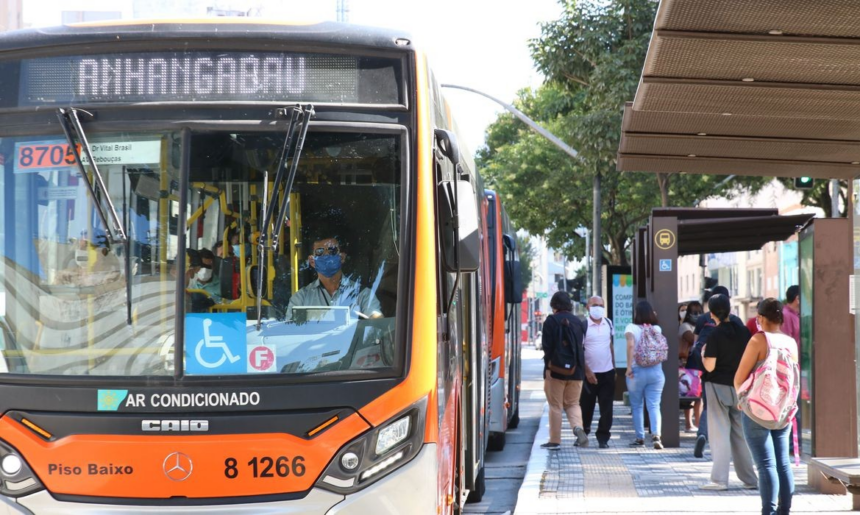 tj-da-48h-para-prefeitura-de-sao-paulo-explicar-aumento-da-tarifa-de-onibus-de-r$-4,40-para-r$-5