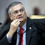 dino-da-prazo-de-30-dias-para-que-governo-federal-e-estados-defina-regra-de-transparencia-para-uso-de-emendas-parlamentares-destinadas-a-area-da-educacao